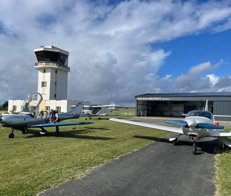 ROYAN AIRCRAFT TRAINING