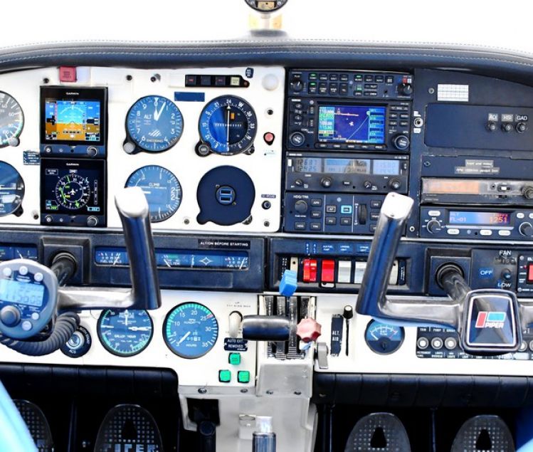 PIPER PA-28RT 201T [WAAS]