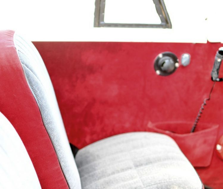 PIPER PA28 180 CHEROKEE