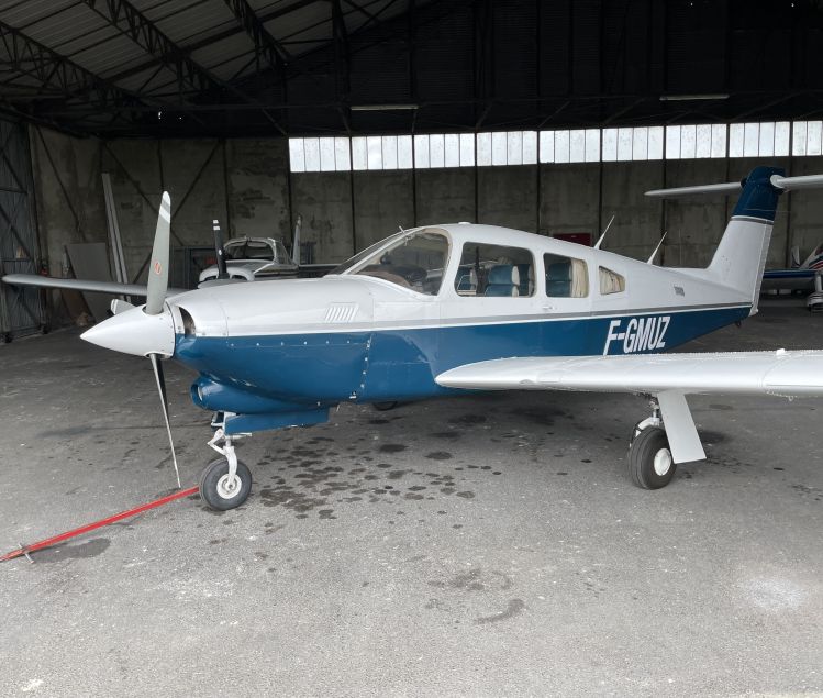 PIPER PA 28RT ARROW IV