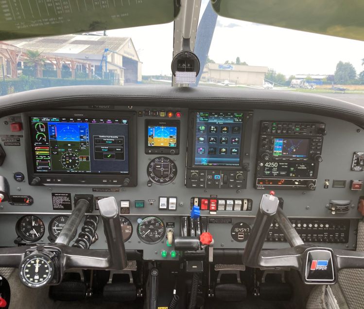 1/3 D'UN ARROW IV TURBO