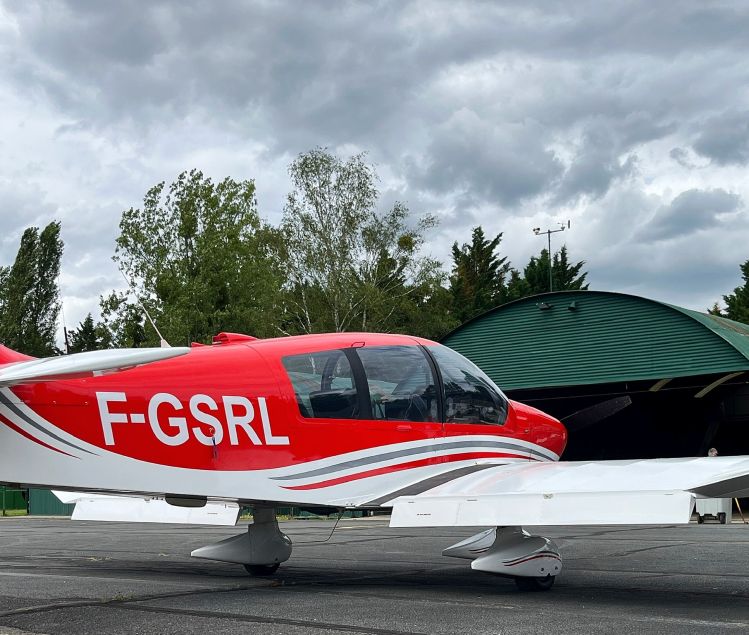 ROBIN DR400-180 ETAT NEUF