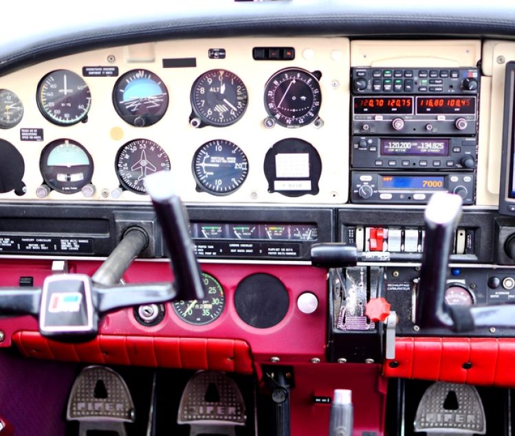 PIPER PA-28 151 WARRIOR 
