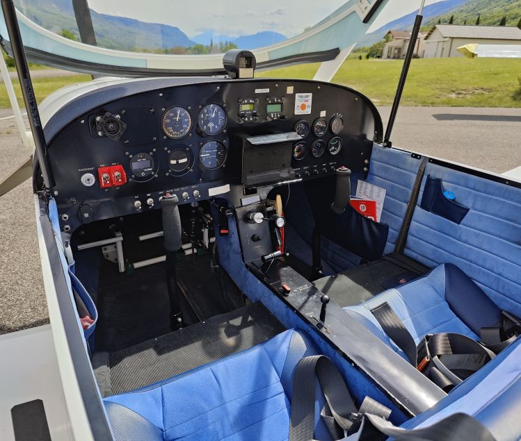ULM PIONEER 200 