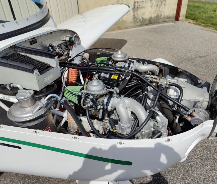 ULM PIONEER 200 