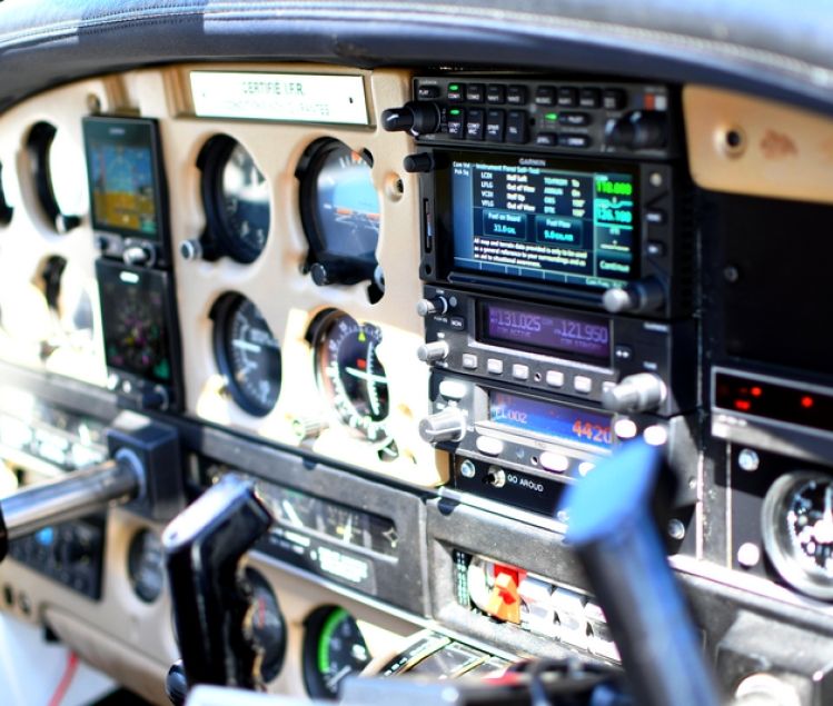 PIPER PA28 180 CHEROKEE 