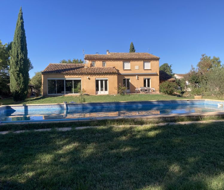 MAISON AIX LES MILLES    