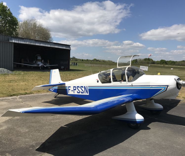 JODEL D119