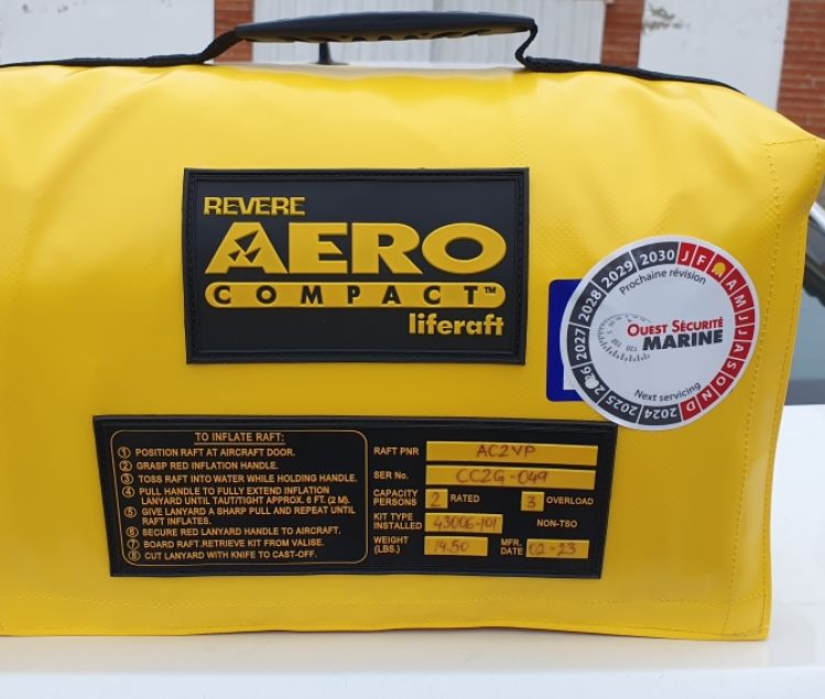 RADEAU SURVIE 2 PLACES 