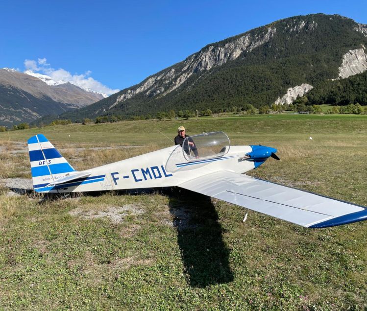 FOURNIER RF 3 1964 F-CMDL