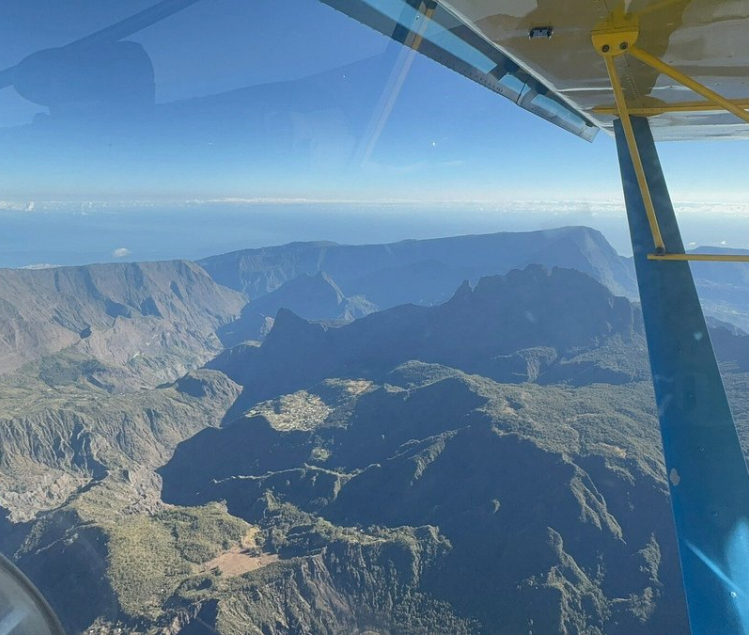 RECHERCHE PILOTE ULM 3 AX