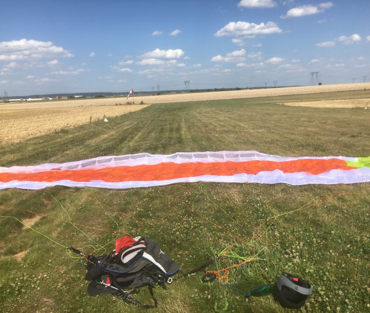 VENDS PARAPENTE MONTAGNE