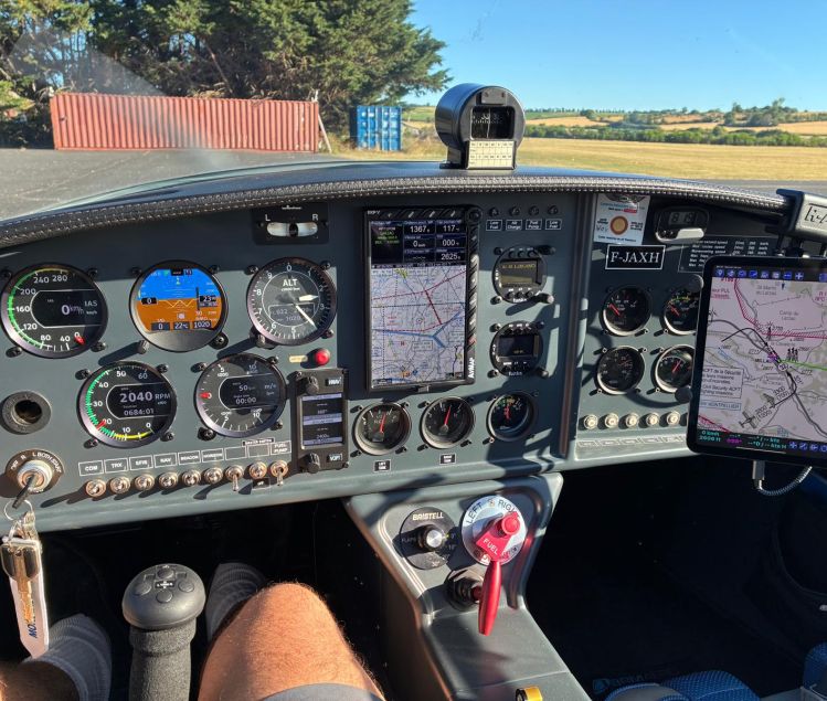 BRISTELL XL8 700H   LFMT