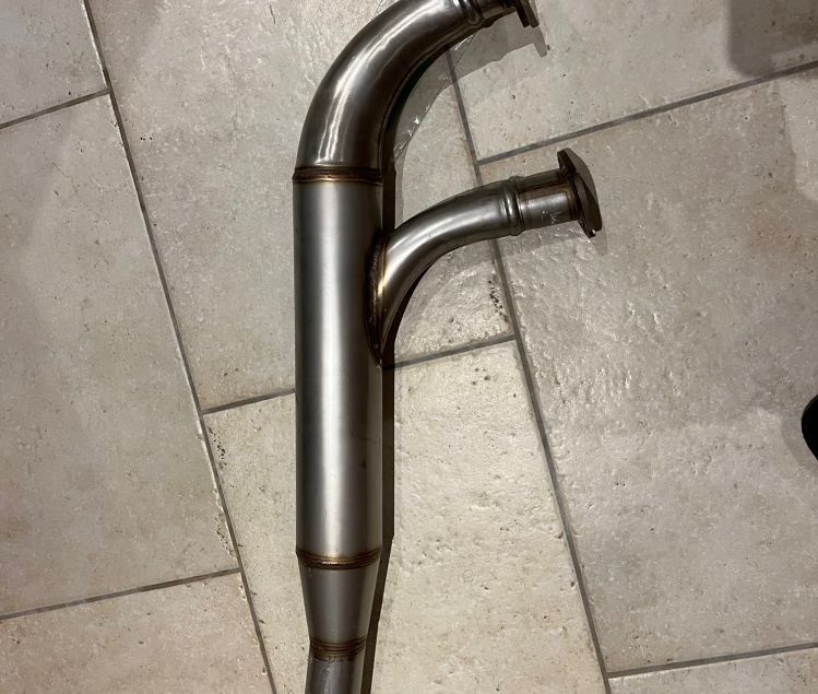 POT ECHAPPEMENT DR221 