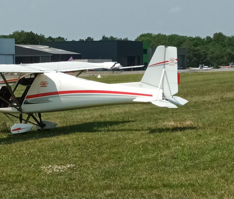 COMCO IKARUS C42B 912 U