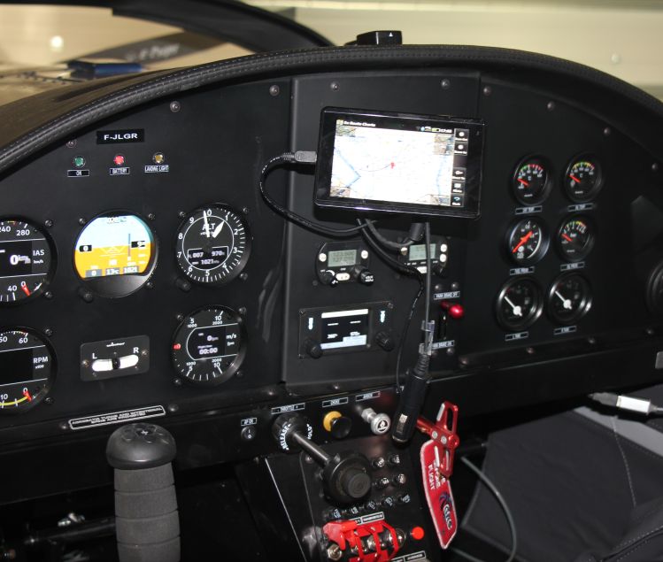 VENDS DOVA DV1 SKYLARK