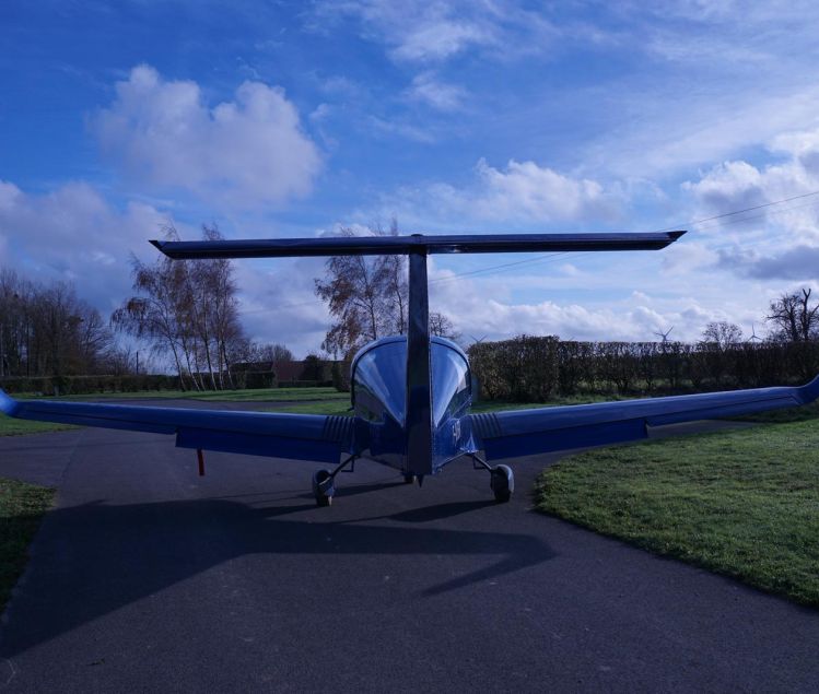 VENDS DOVA DV1 SKYLARK