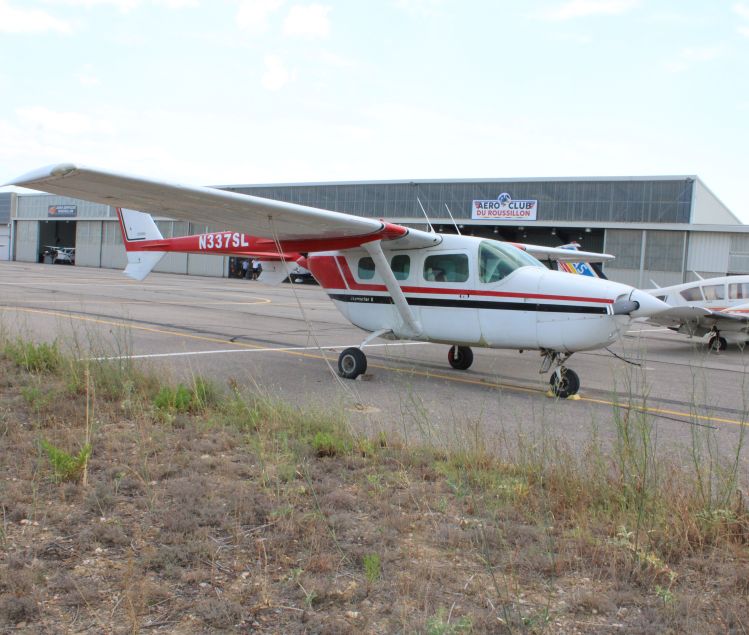 CESSNA 337G PUSH PULL