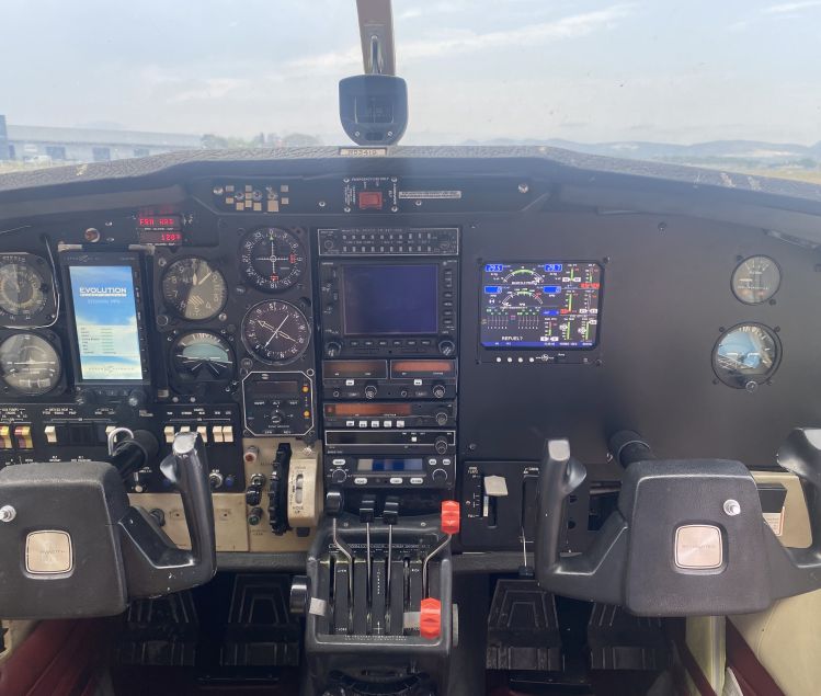 CESSNA 337G PUSH PULL