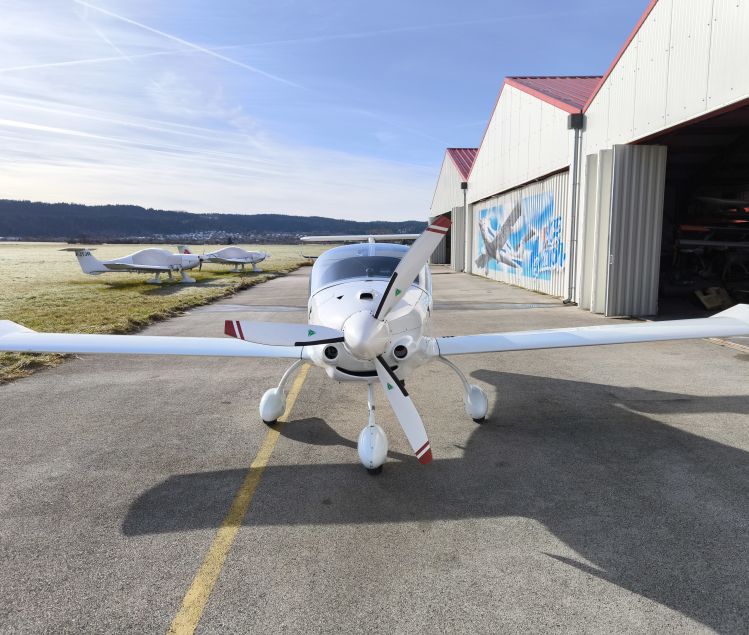 MCR 01 VLA TOUT CARBONE