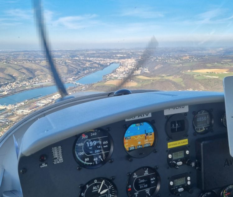 INSTRUMENTS KANARDIA