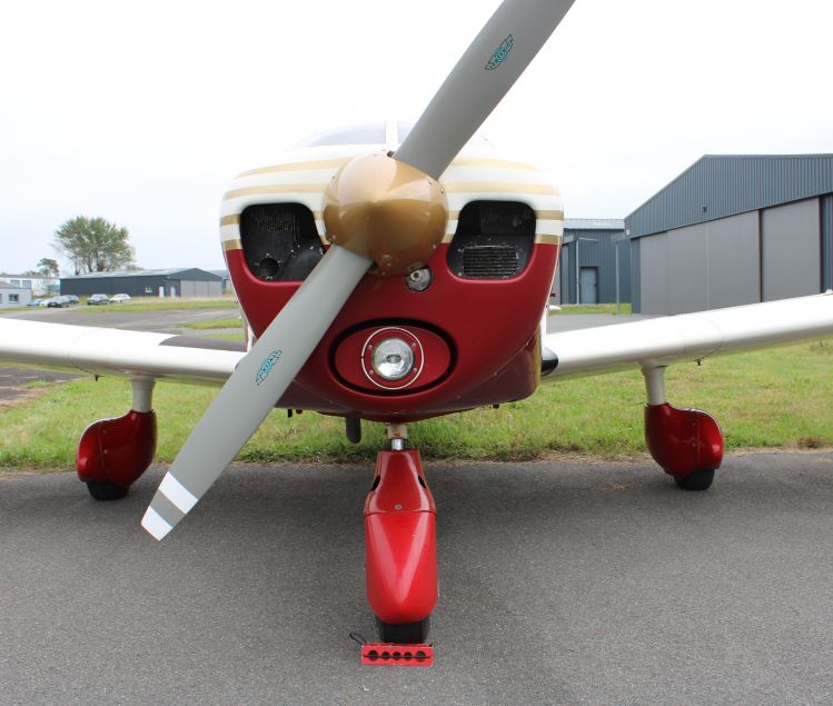 PIPER PA-28-180 CHEROKEE