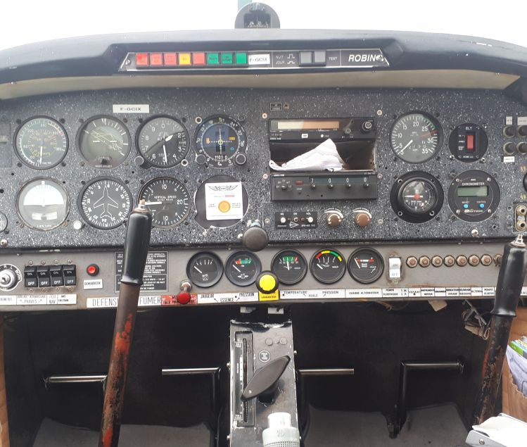 DR400 / 120CV ANNEE 1981