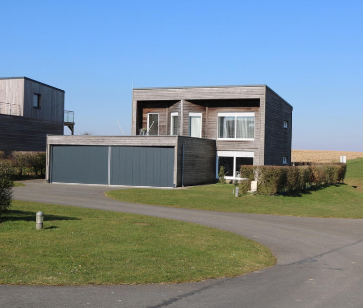 MAISON VILLAGE AERO