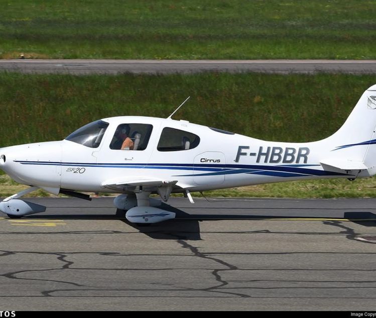 CIRRUS SR20