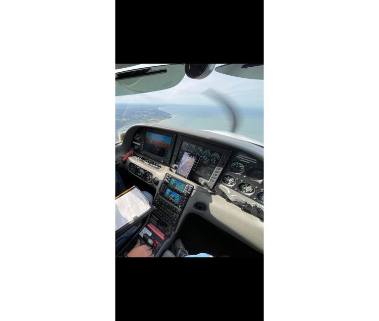 CIRRUS SR20