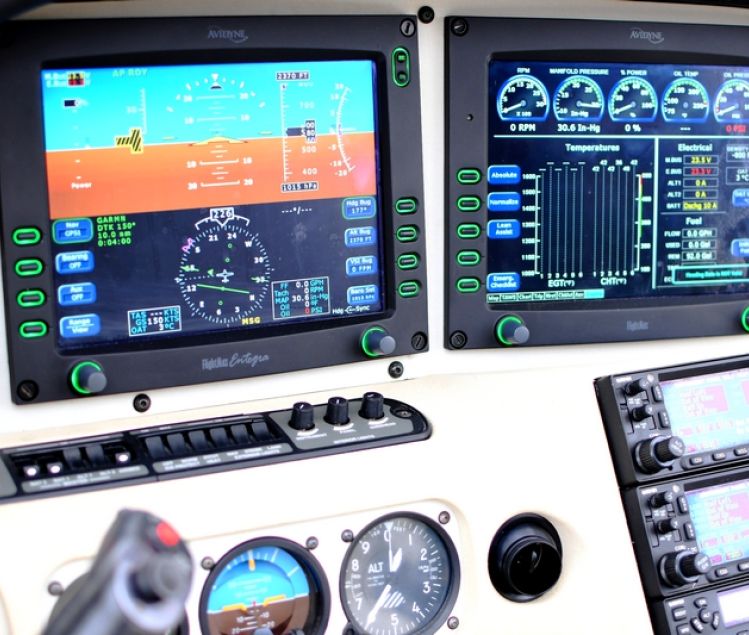 CIRRUS SR22 G3 GTS