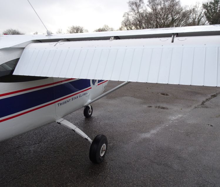 CESSNA 182H SKYLANE