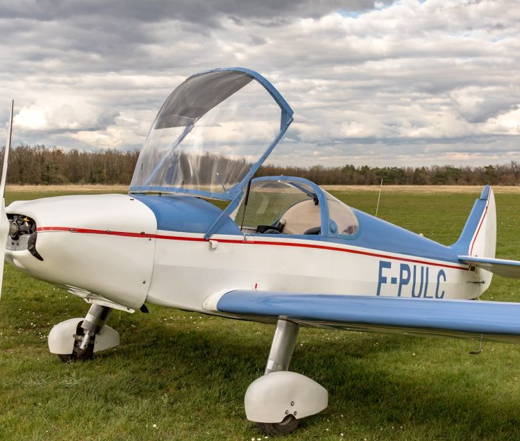 MENESTREL HN700