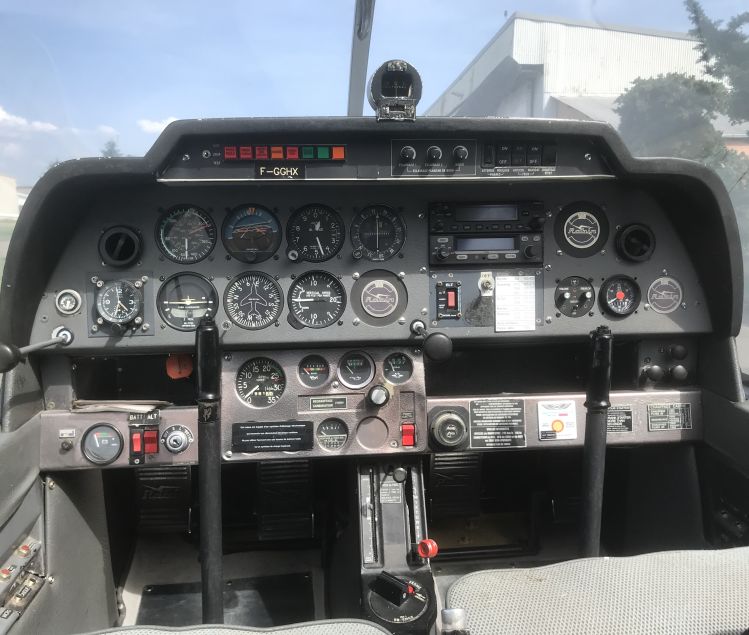 DR400-120 ANNEE 1988