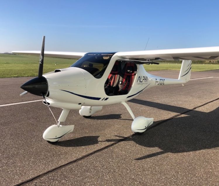 VENDS ALPHA TRAINER