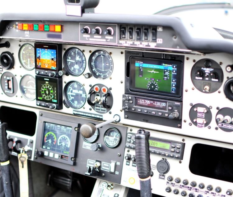 ROBIN DR400 ROTAX 912 IS