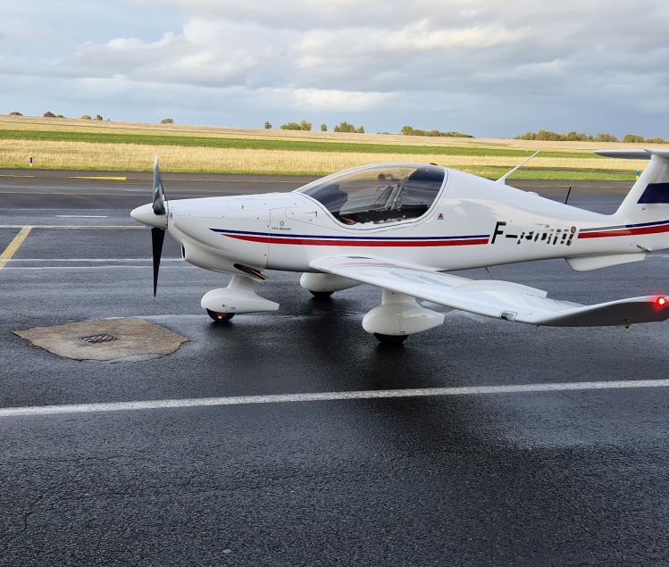VENTE 6 AVIONS ELIXIR