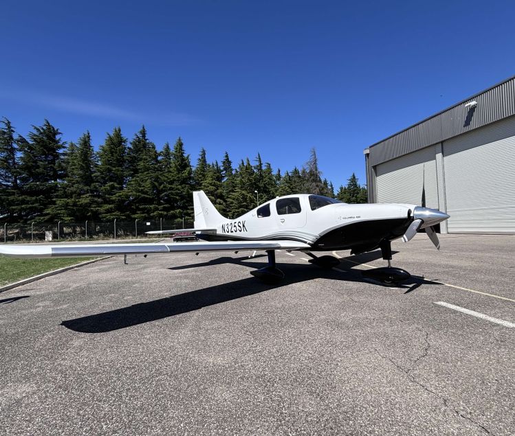 2005 COLUMBIA 400