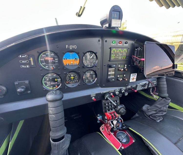 ULM SKYLARK DV-1