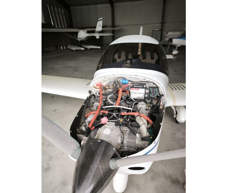 ULTRALIGHT STING CARBON 3