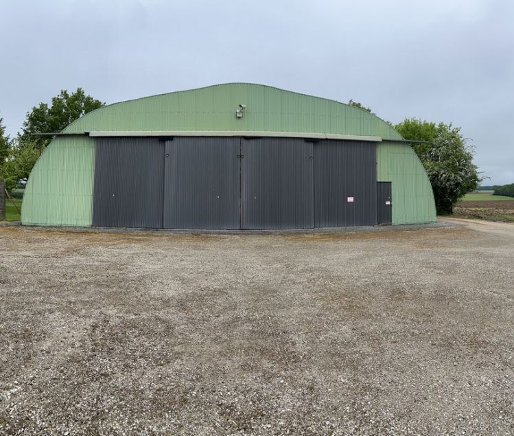 HANGAR 500 M2