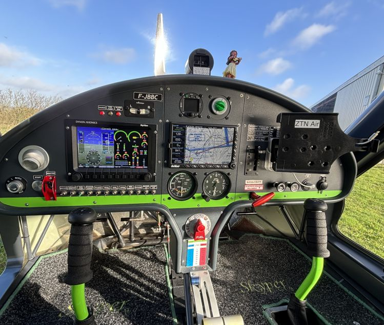 TOMARRK-AERO SKYPER GT9