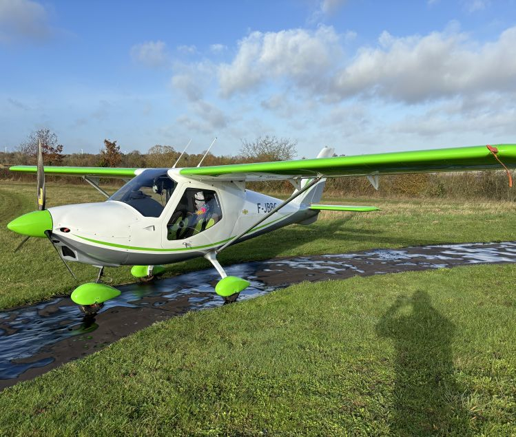 TOMARRK-AERO SKYPER GT9